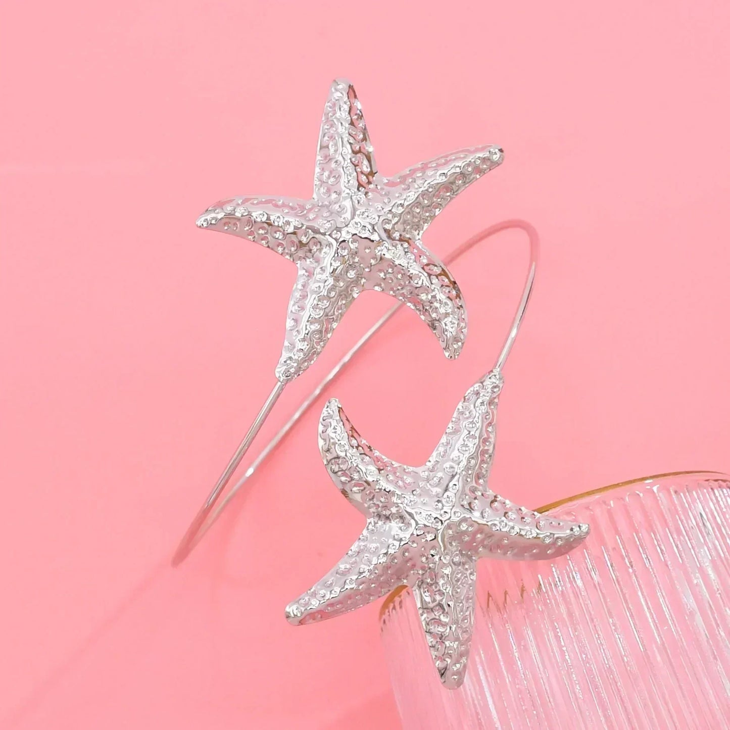 Golden Alloy 2-Starfish Arm Bracelet – Women’s Summer Accessory